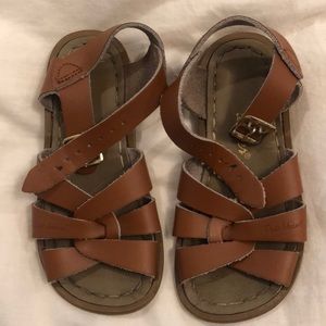 Kids saltwater sandals